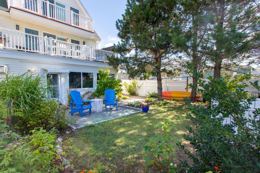 Seabrook, New Hampshire, 03874, United States, 3 Bedrooms Bedrooms, ,2.5 BathroomsBathrooms,Residential,Forsale,1941253
