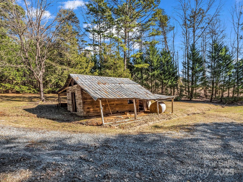 Columbus, North Carolina, 28722, United States, 3 Bedrooms Bedrooms, ,2 BathroomsBathrooms,Residential,Forsale,1964330