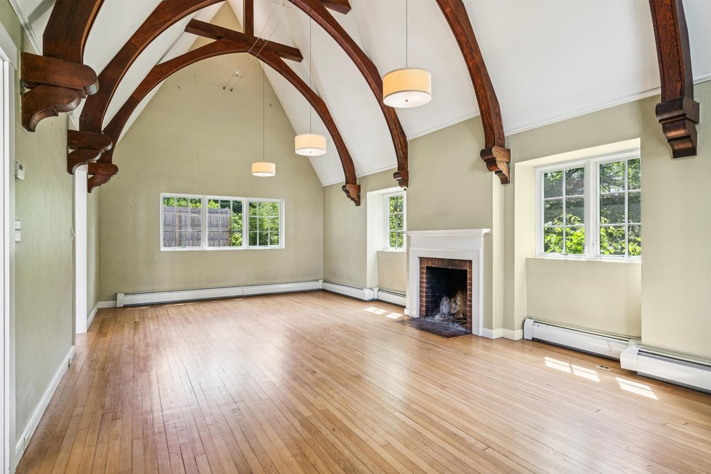 Hanover, New Hampshire, 03755, United States, 4 Bedrooms Bedrooms, ,4.5 BathroomsBathrooms,Residential,Forsale,1999500