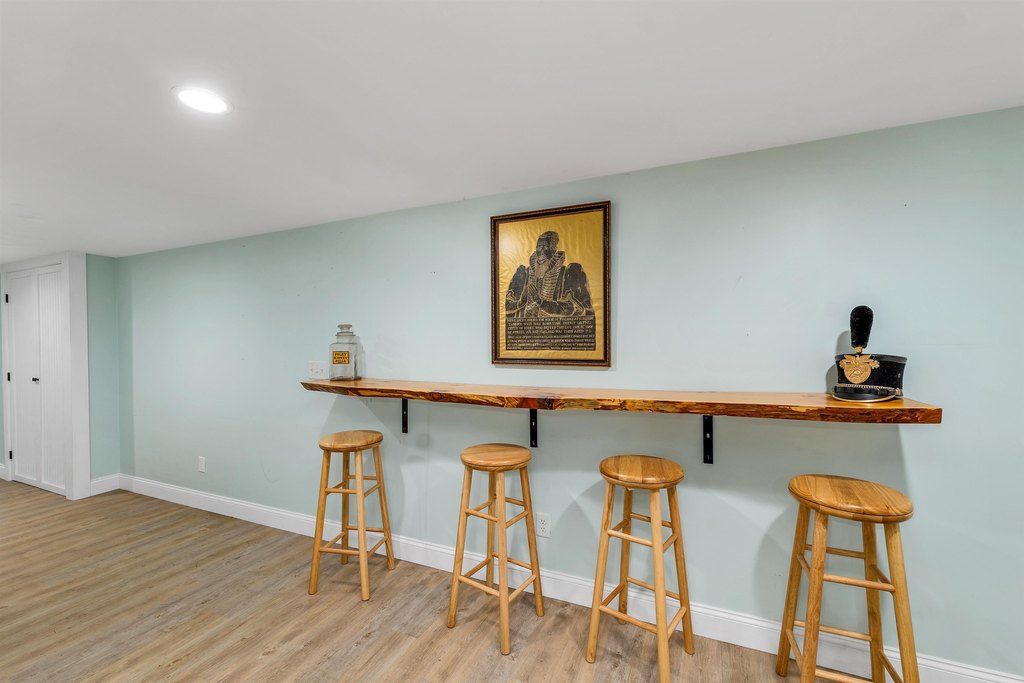 Wolfeboro, New Hampshire, 03894, United States, 3 Bedrooms Bedrooms, ,2.5 BathroomsBathrooms,Residential,Forsale,1941237