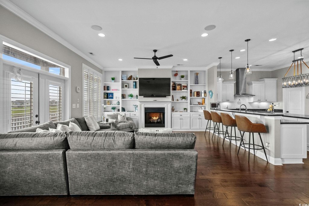 Myrtle Beach, South Carolina, 29572, United States, 5 Bedrooms Bedrooms, ,4 BathroomsBathrooms,Residential,Forsale,1922579