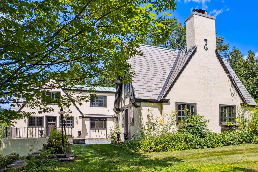 Hanover, New Hampshire, 03755, United States, 4 Bedrooms Bedrooms, ,4.5 BathroomsBathrooms,Residential,Forsale,1999500