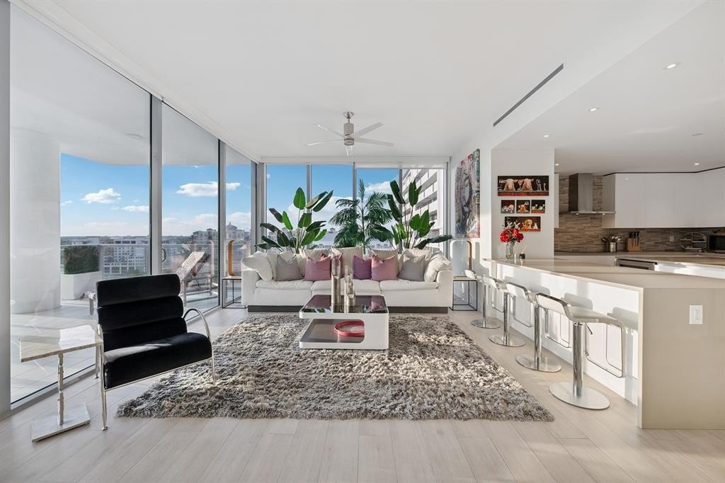 Fort Lauderdale, Florida, 33304, United States, 3 Bedrooms Bedrooms, ,3.5 BathroomsBathrooms,Residential,Forsale,1903983