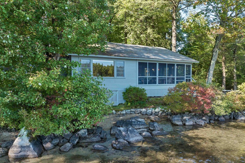 Wolfeboro, New Hampshire, 03894, United States, 4 Bedrooms Bedrooms, ,4.5 BathroomsBathrooms,Residential,Forsale,2010597