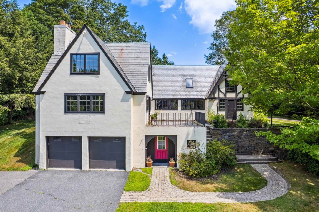 Hanover, New Hampshire, 03755, United States, 4 Bedrooms Bedrooms, ,4.5 BathroomsBathrooms,Residential,Forsale,1999500