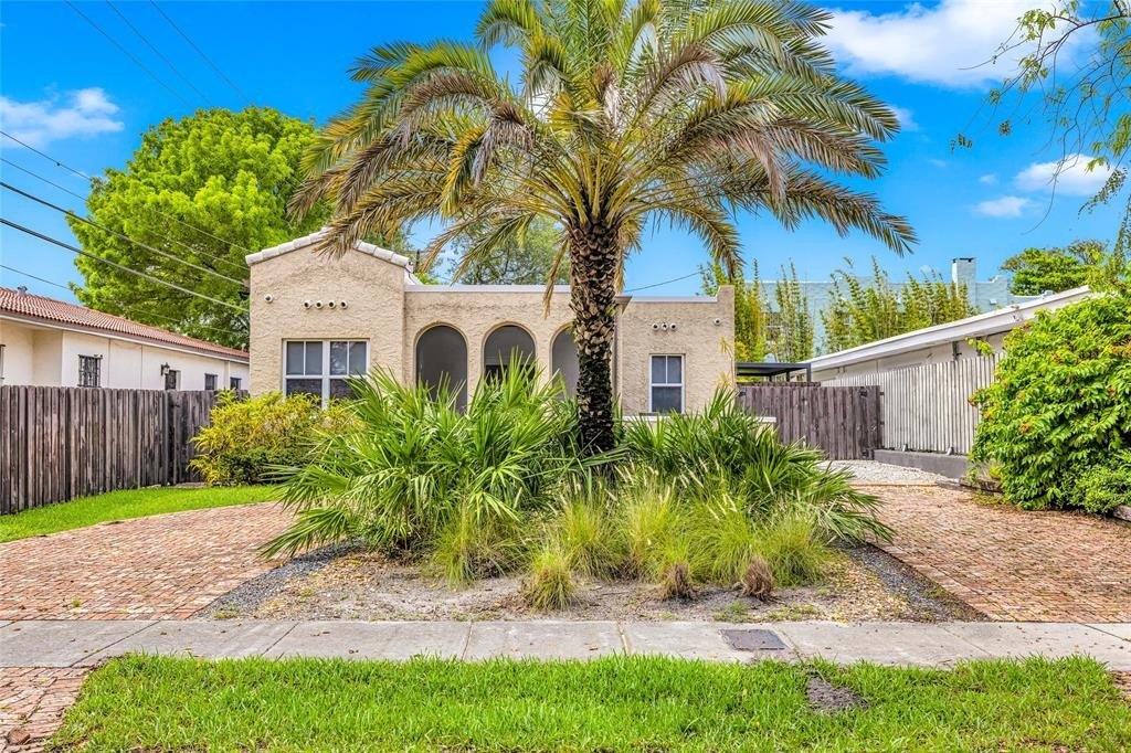Fort Lauderdale, Florida, 33316, United States, ,Commercial,Forsale,1903963