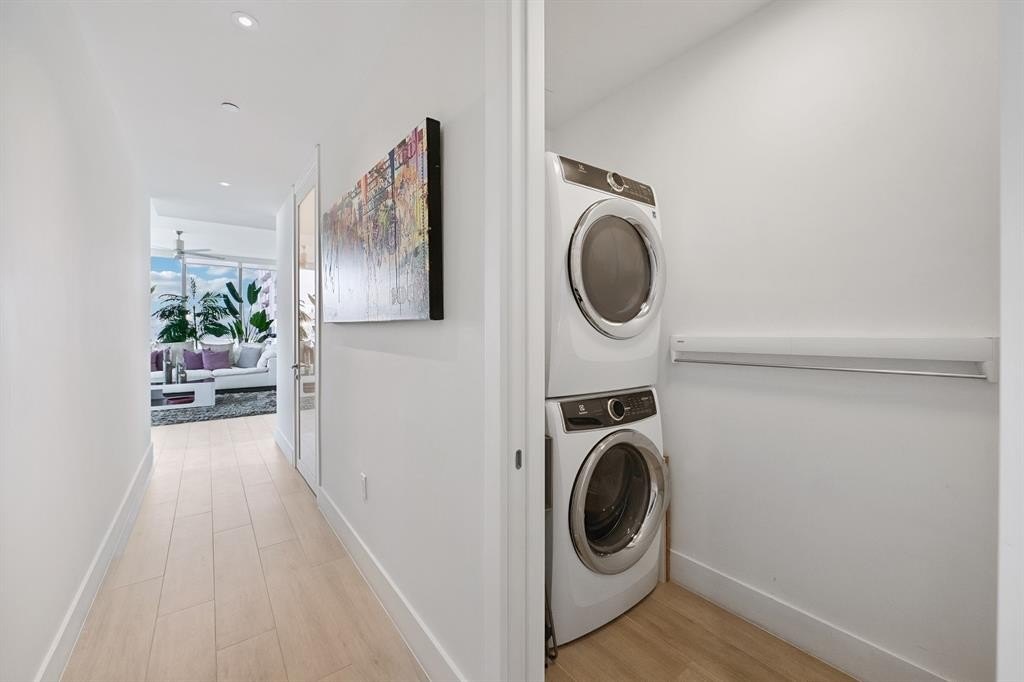 Fort Lauderdale, Florida, 33304, United States, 3 Bedrooms Bedrooms, ,3.5 BathroomsBathrooms,Residential,Forsale,1903983
