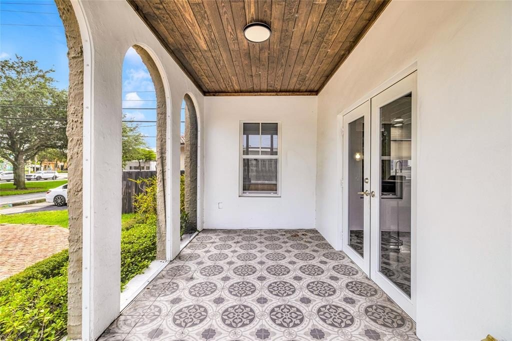 Fort Lauderdale, Florida, 33316, United States, ,Commercial,Forsale,1903963