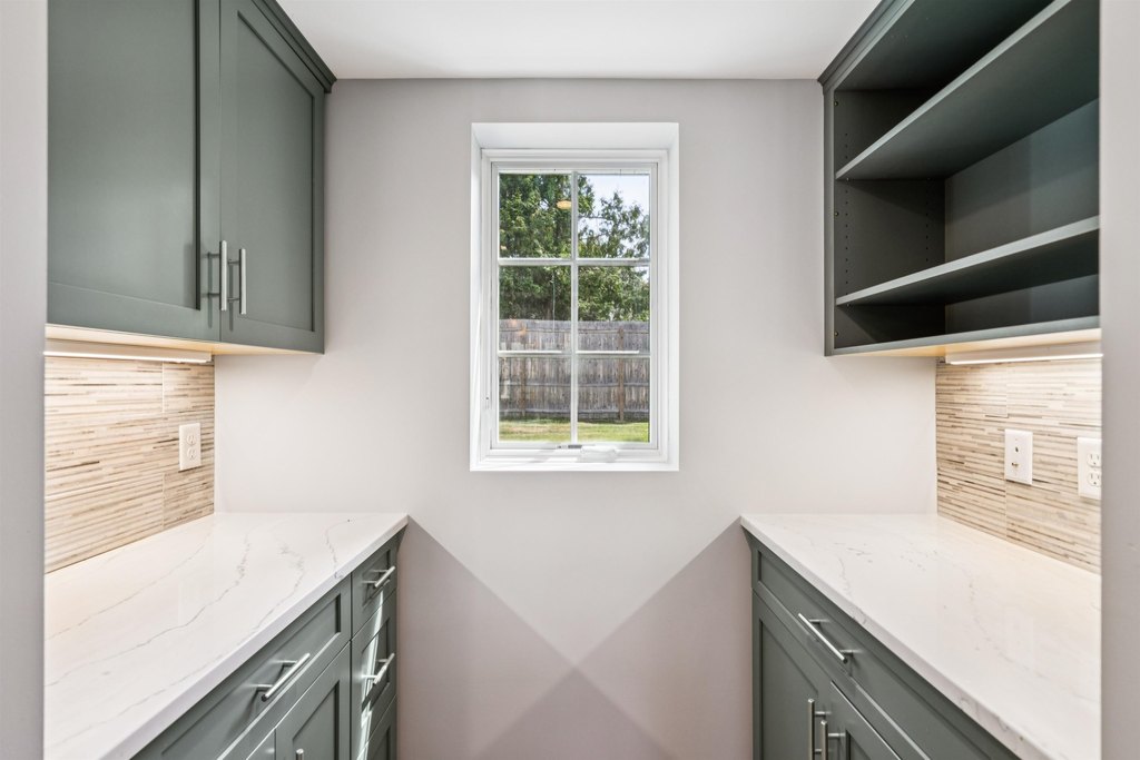 Hanover, New Hampshire, 03755, United States, 4 Bedrooms Bedrooms, ,4.5 BathroomsBathrooms,Residential,Forsale,1999500