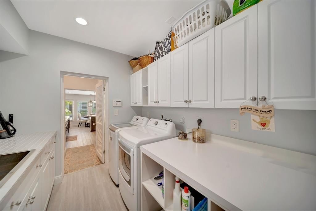 Fort Lauderdale, Florida, 33316, United States, 4 Bedrooms Bedrooms, ,4 BathroomsBathrooms,Residential,Forsale,1884601