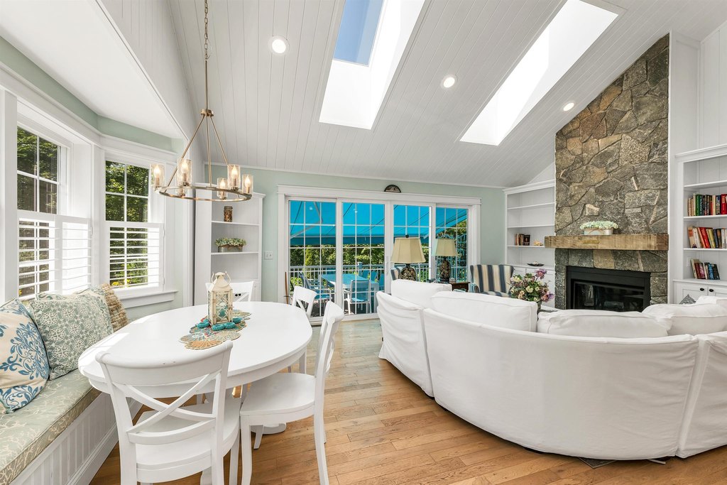 Wolfeboro, New Hampshire, 03894, United States, 3 Bedrooms Bedrooms, ,2.5 BathroomsBathrooms,Residential,Forsale,1941237