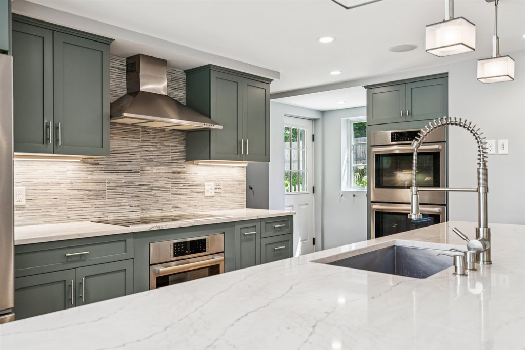 Hanover, New Hampshire, 03755, United States, 4 Bedrooms Bedrooms, ,4.5 BathroomsBathrooms,Residential,Forsale,1999500