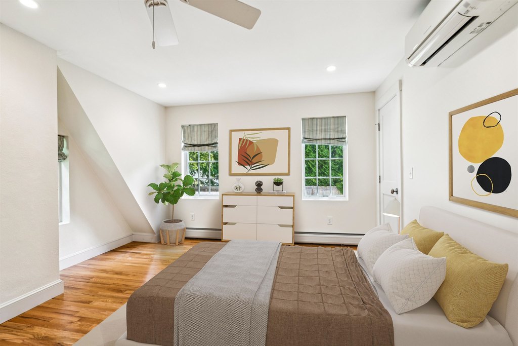 Hanover, New Hampshire, 03755, United States, 4 Bedrooms Bedrooms, ,4.5 BathroomsBathrooms,Residential,Forsale,1999500