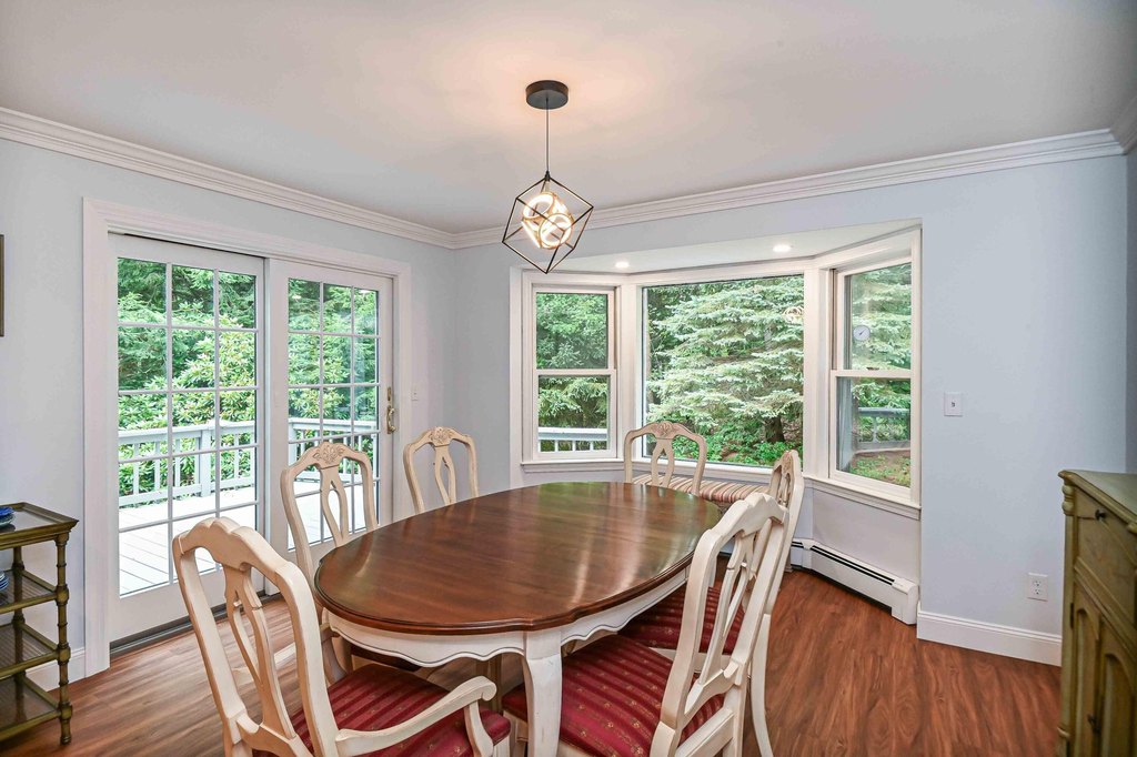 York, Maine, 03909, United States, 3 Bedrooms Bedrooms, ,3 BathroomsBathrooms,Residential,Forsale,1941229