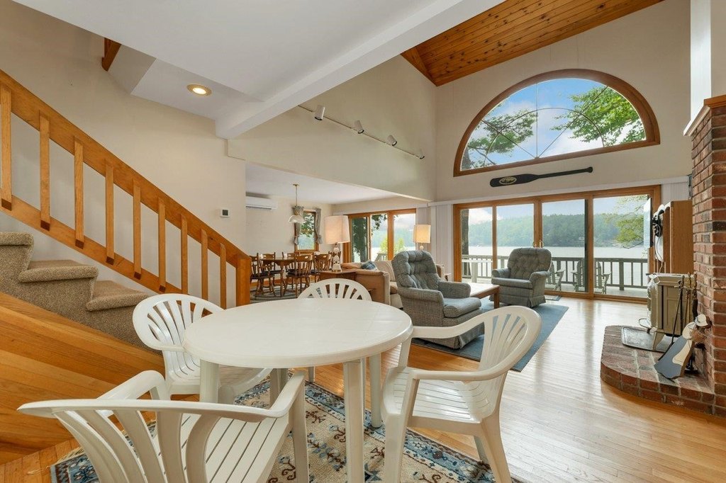 Alton, New Hampshire, 03810, United States, 2 Bedrooms Bedrooms, ,2 BathroomsBathrooms,Residential,Forsale,1941246