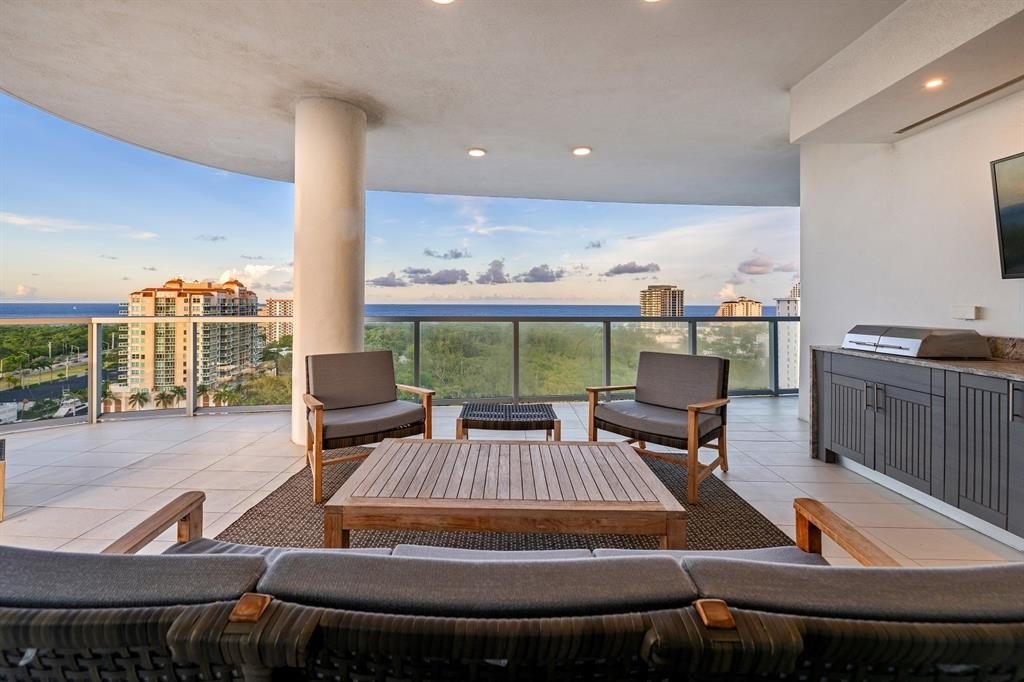 Fort Lauderdale, Florida, 33304, United States, 3 Bedrooms Bedrooms, ,3.5 BathroomsBathrooms,Residential,Forsale,1903983
