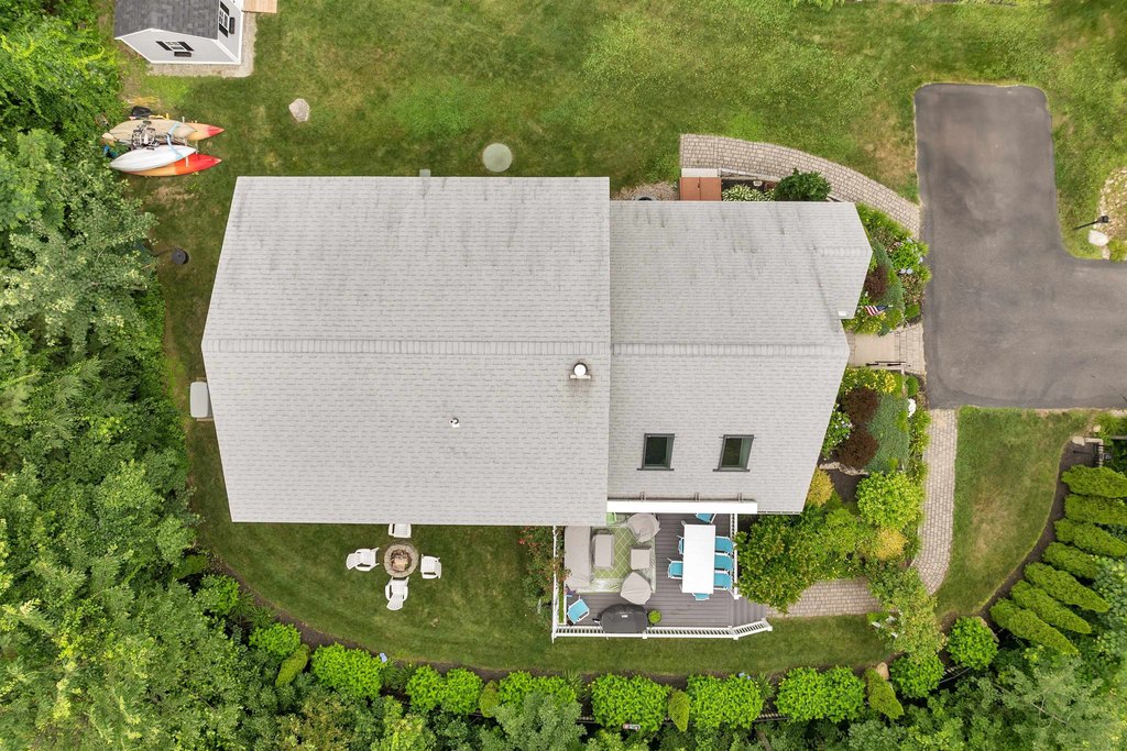 Wolfeboro, New Hampshire, 03894, United States, 3 Bedrooms Bedrooms, ,2.5 BathroomsBathrooms,Residential,Forsale,1941237