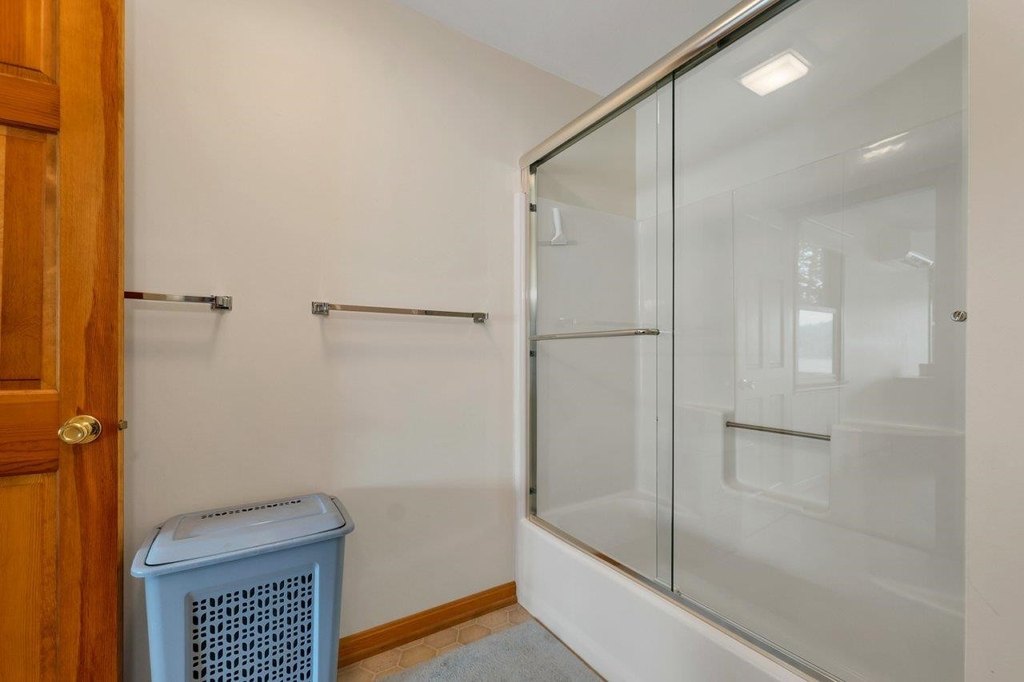 Alton, New Hampshire, 03810, United States, 2 Bedrooms Bedrooms, ,2 BathroomsBathrooms,Residential,Forsale,1941246