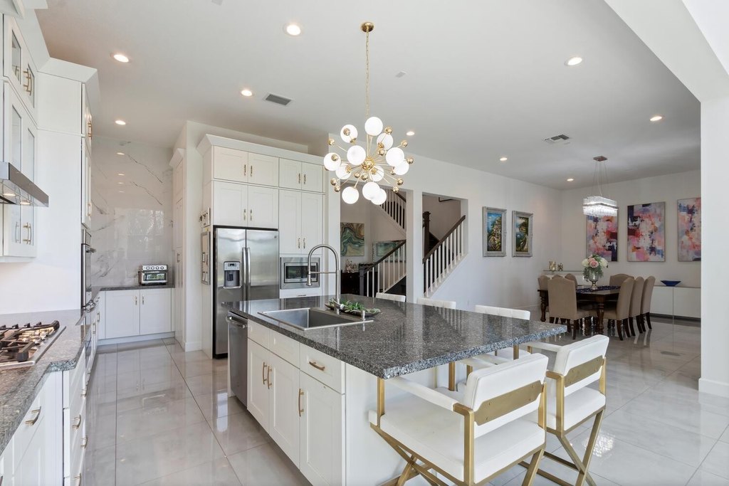 Boynton Beach, Florida, 33472, United States, 5 Bedrooms Bedrooms, ,5.5 BathroomsBathrooms,Residential,Forsale,1936182