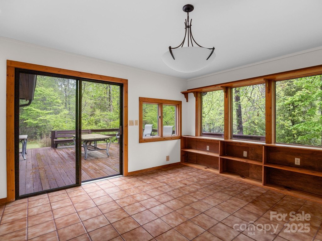Tryon, North Carolina, 28782, United States, 4 Bedrooms Bedrooms, ,2.5 BathroomsBathrooms,Residential,Forsale,1886048