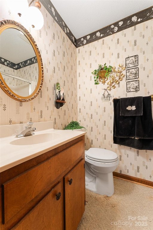 Leicester, North Carolina, 28748, United States, 3 Bedrooms Bedrooms, ,2 BathroomsBathrooms,Residential,Forsale,1960258