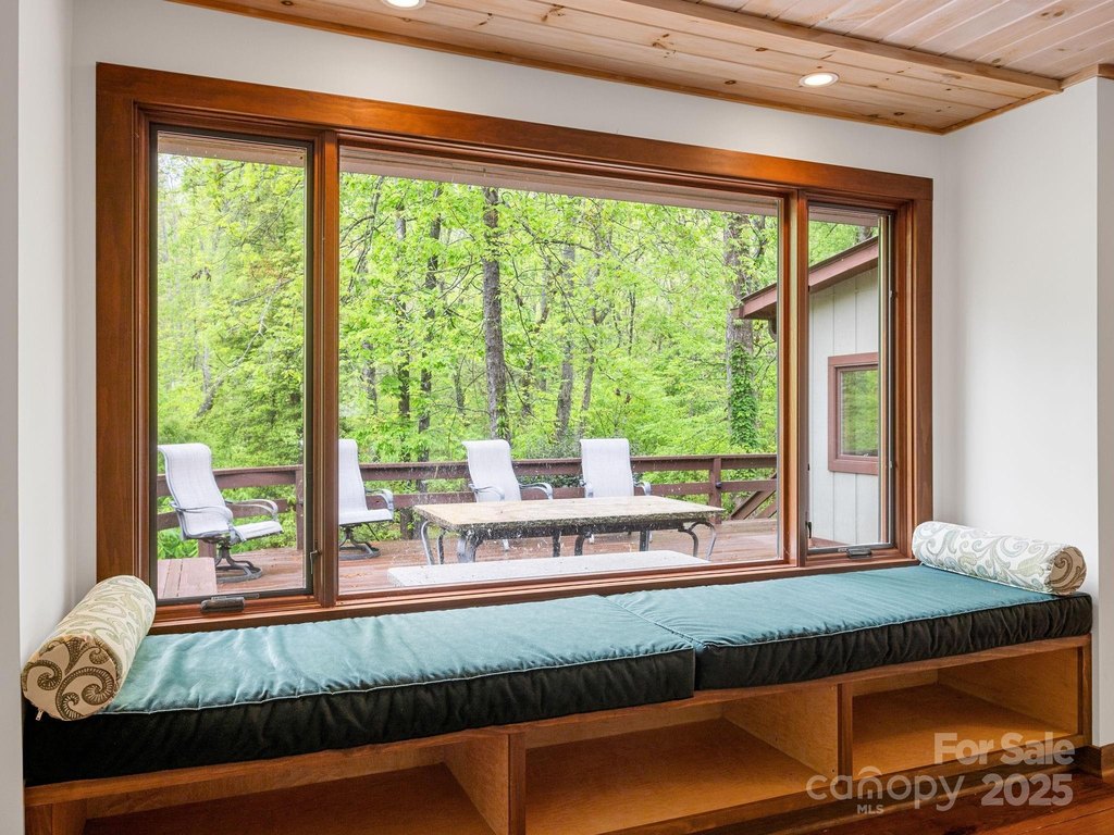 Tryon, North Carolina, 28782, United States, 4 Bedrooms Bedrooms, ,2.5 BathroomsBathrooms,Residential,Forsale,1886048
