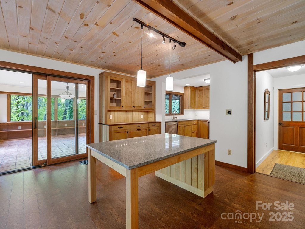 Tryon, North Carolina, 28782, United States, 4 Bedrooms Bedrooms, ,2.5 BathroomsBathrooms,Residential,Forsale,1886048