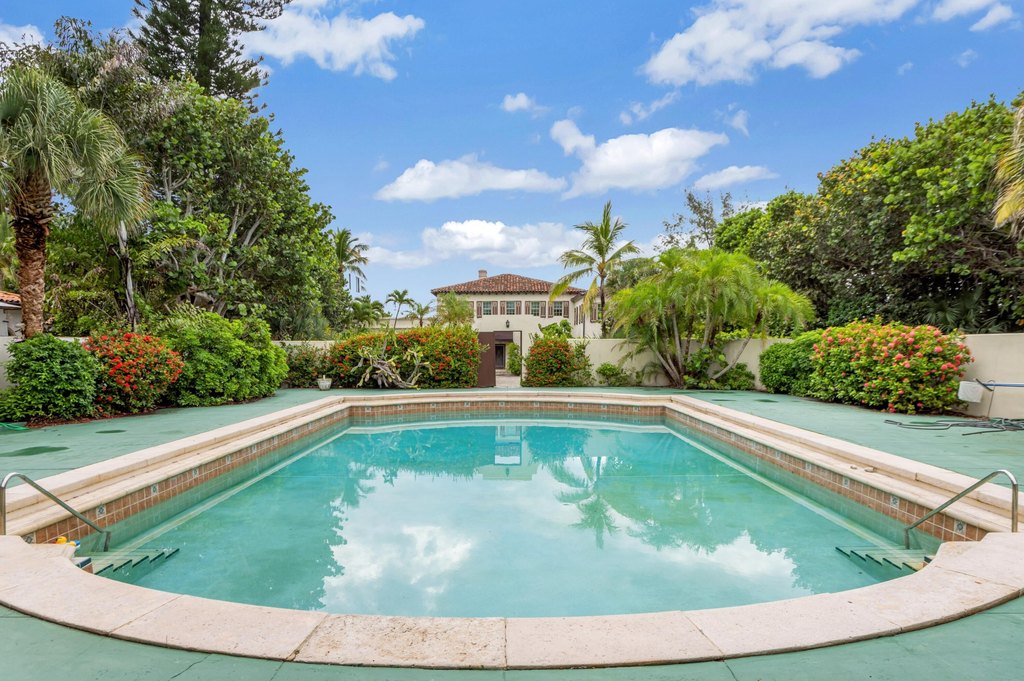 Gulf Stream, Florida, 33483, United States, 9 Bedrooms Bedrooms, ,9.5 BathroomsBathrooms,Residential,Forsale,1929736