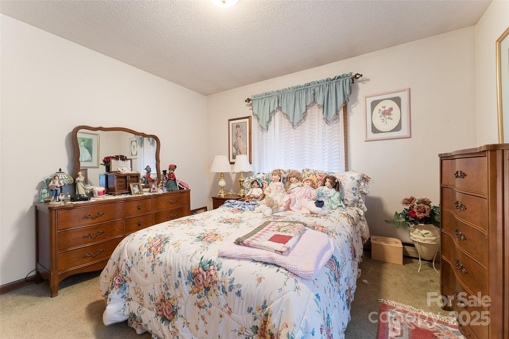 Leicester, North Carolina, 28748, United States, 3 Bedrooms Bedrooms, ,2 BathroomsBathrooms,Residential,Forsale,1960258