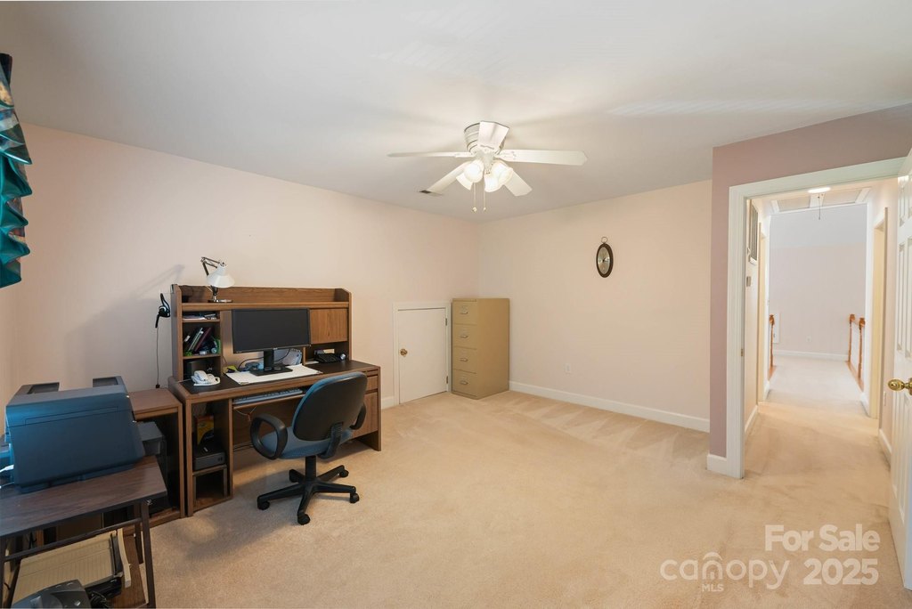 Tega Cay, South Carolina, 29708, United States, 4 Bedrooms Bedrooms, ,3.5 BathroomsBathrooms,Residential,Forsale,1934924
