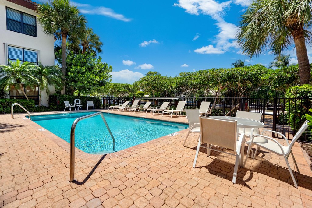 Delray Beach, Florida, 33483, United States, 3 Bedrooms Bedrooms, ,2.5 BathroomsBathrooms,Residential,Forsale,1929734