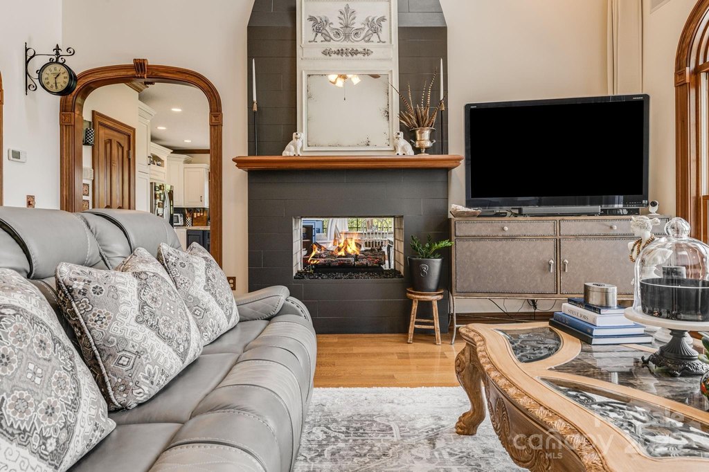 Fletcher, North Carolina, 28732, United States, 5 Bedrooms Bedrooms, ,5.5 BathroomsBathrooms,Residential,Forsale,1985904