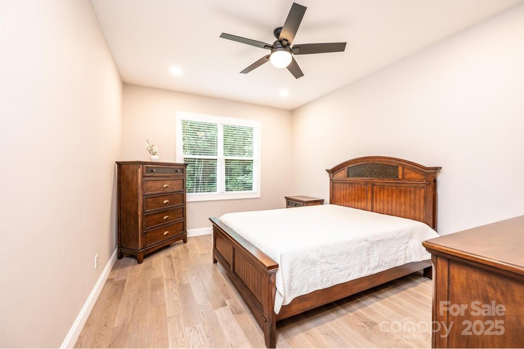Granite Falls, North Carolina, 28630, United States, 5 Bedrooms Bedrooms, ,4 BathroomsBathrooms,Residential,Forsale,1934925