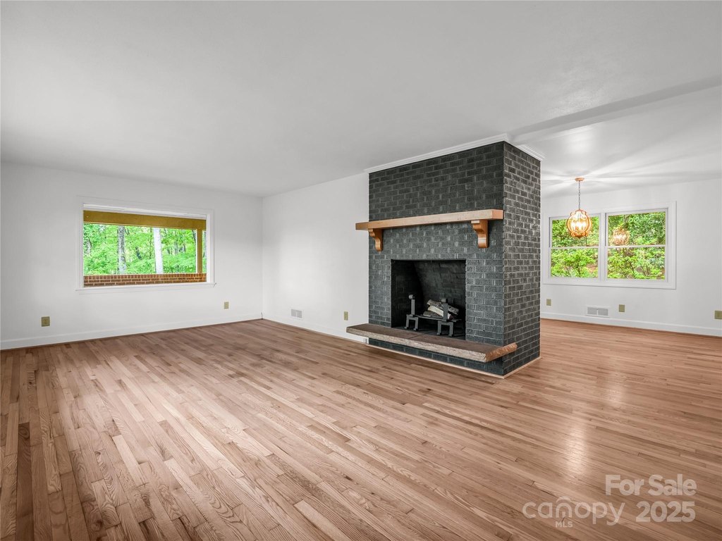 Columbus, North Carolina, 28722, United States, 3 Bedrooms Bedrooms, ,2.5 BathroomsBathrooms,Residential,Forsale,1985986