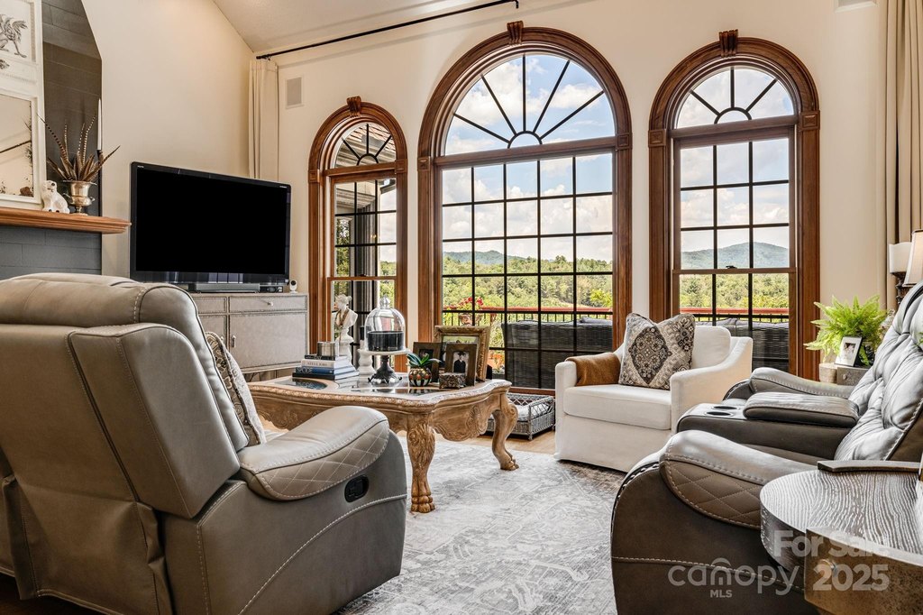 Fletcher, North Carolina, 28732, United States, 5 Bedrooms Bedrooms, ,5.5 BathroomsBathrooms,Residential,Forsale,1985904