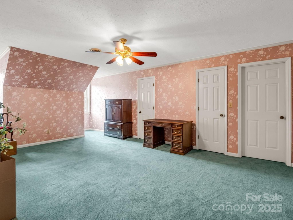 Hendersonville, North Carolina, 28791, United States, 4 Bedrooms Bedrooms, ,3 BathroomsBathrooms,Residential,Forsale,1960268