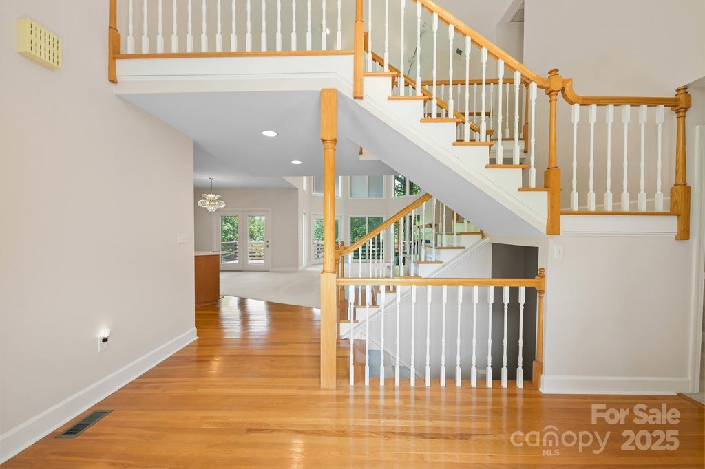 Tega Cay, South Carolina, 29708, United States, 4 Bedrooms Bedrooms, ,3.5 BathroomsBathrooms,Residential,Forsale,1934924