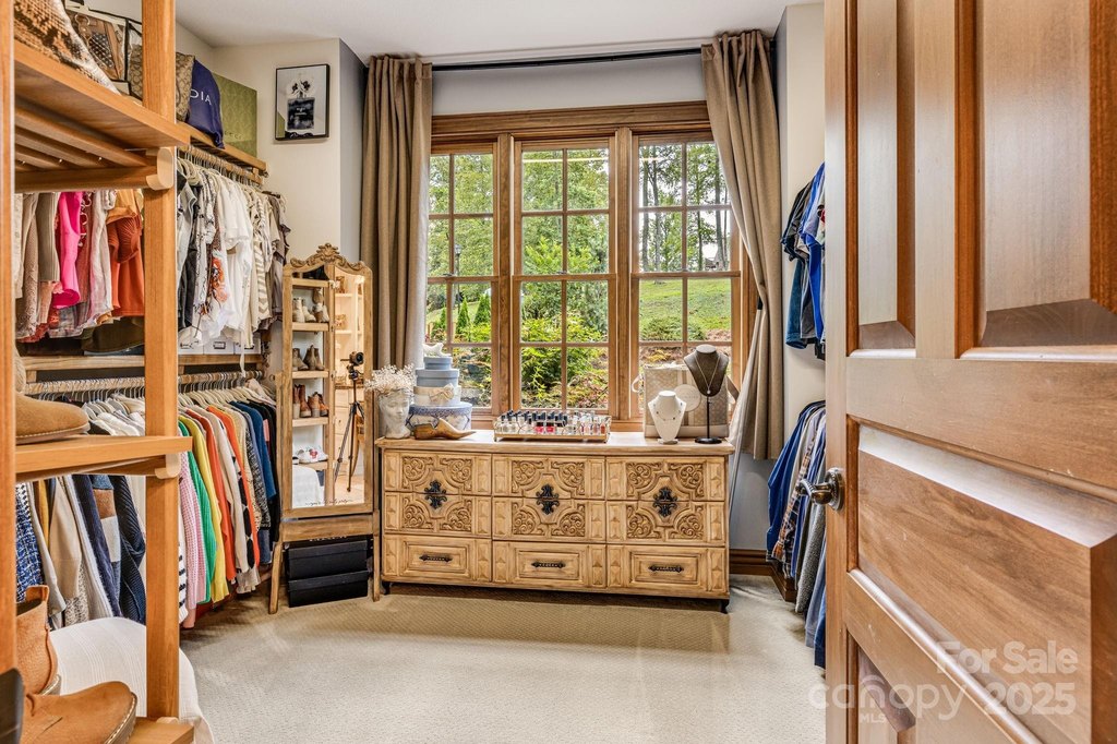 Fletcher, North Carolina, 28732, United States, 5 Bedrooms Bedrooms, ,5.5 BathroomsBathrooms,Residential,Forsale,1985904