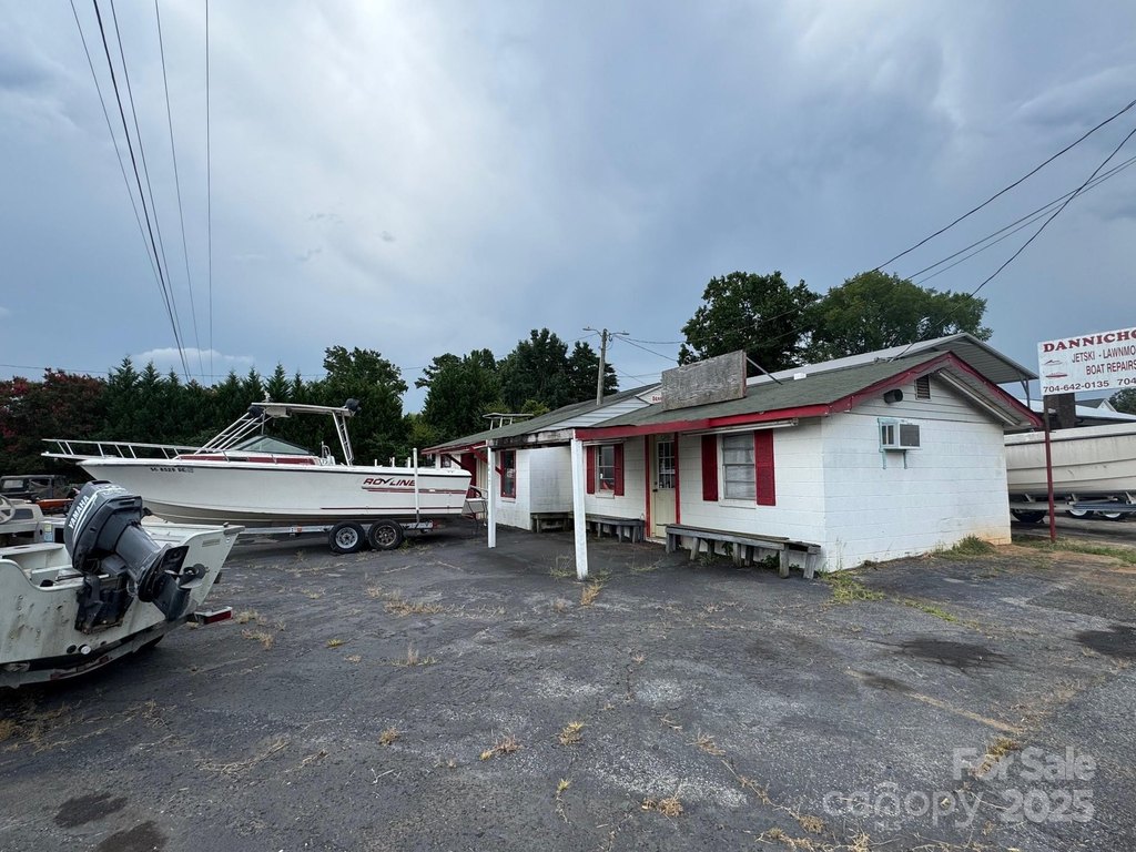 Salisbury, North Carolina, 28146, United States, 3 Bedrooms Bedrooms, ,1 BathroomBathrooms,Residential,Forsale,2004570