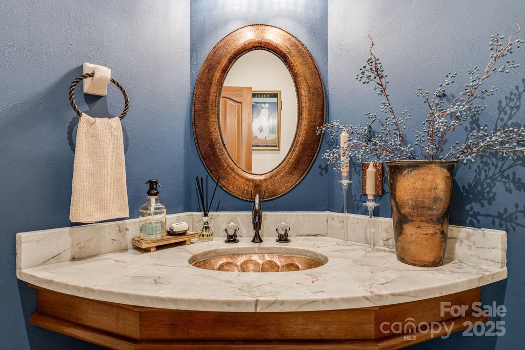 Fletcher, North Carolina, 28732, United States, 5 Bedrooms Bedrooms, ,5.5 BathroomsBathrooms,Residential,Forsale,1985904