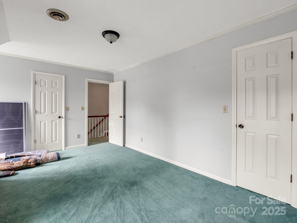 Hendersonville, North Carolina, 28791, United States, 4 Bedrooms Bedrooms, ,3 BathroomsBathrooms,Residential,Forsale,1960268