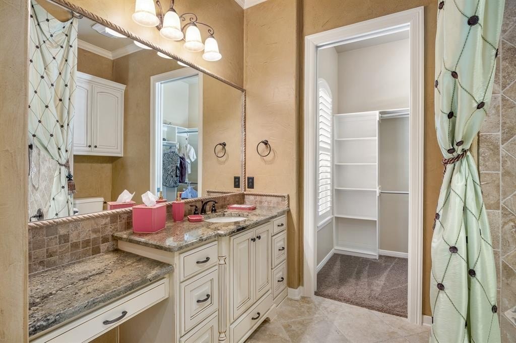 Tyler, Texas, 75703, United States, 4 Bedrooms Bedrooms, ,4.5 BathroomsBathrooms,Residential,Forsale,2008407