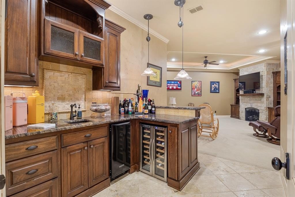 Tyler, Texas, 75703, United States, 4 Bedrooms Bedrooms, ,4.5 BathroomsBathrooms,Residential,Forsale,2008407