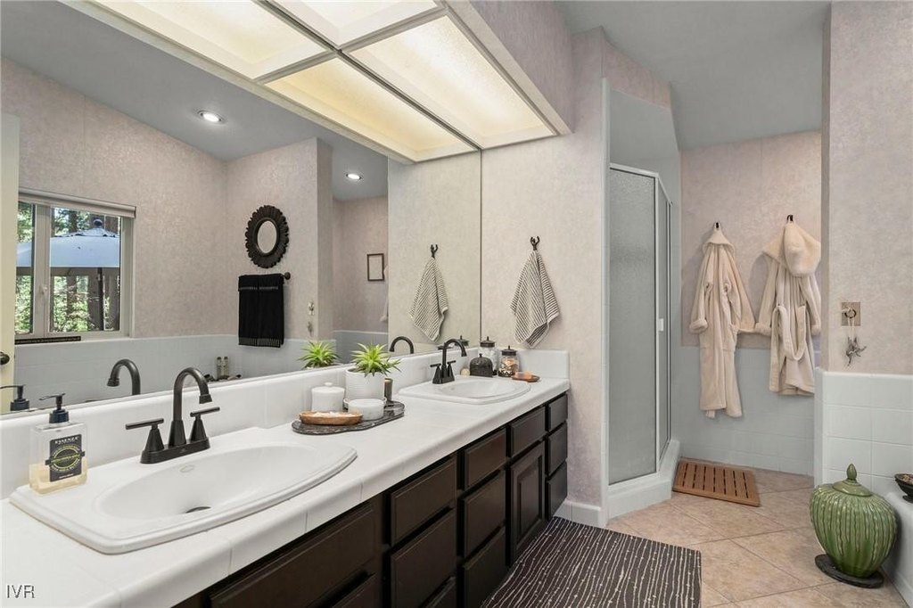 Incline Village, Nevada, 89451, United States, 4 Bedrooms Bedrooms, ,3.5 BathroomsBathrooms,Residential,Forsale,1973577