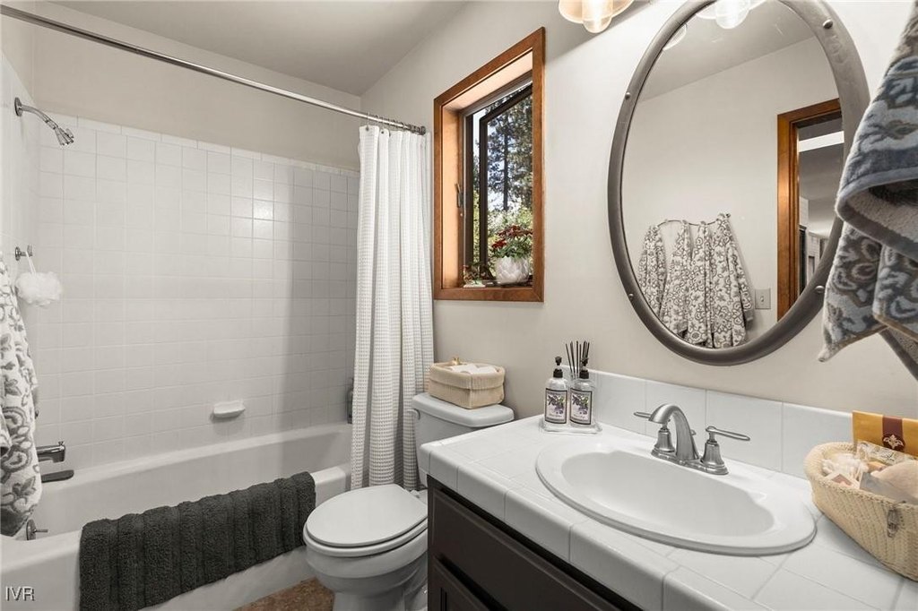 Incline Village, Nevada, 89451, United States, 4 Bedrooms Bedrooms, ,3.5 BathroomsBathrooms,Residential,Forsale,1973577