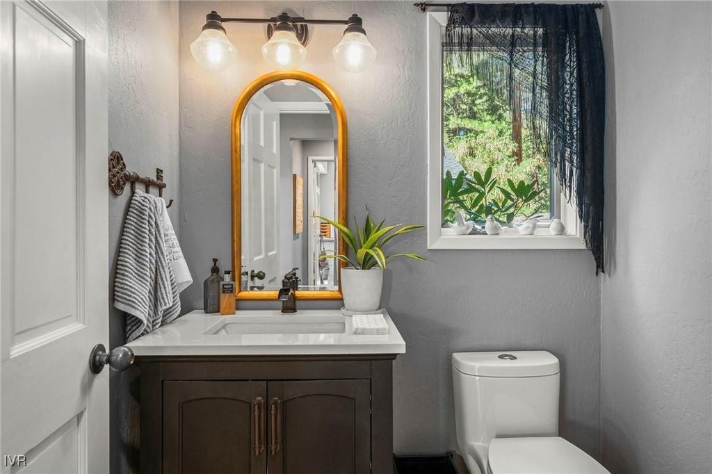 Incline Village, Nevada, 89451, United States, 4 Bedrooms Bedrooms, ,3.5 BathroomsBathrooms,Residential,Forsale,1973577