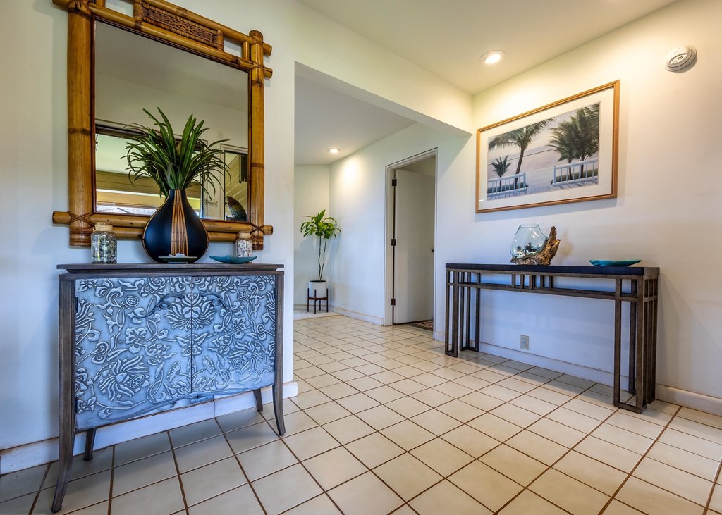 Lahaina, Hawaii, 96761, United States, 2 Bedrooms Bedrooms, ,2 BathroomsBathrooms,Residential,Forsale,2004550