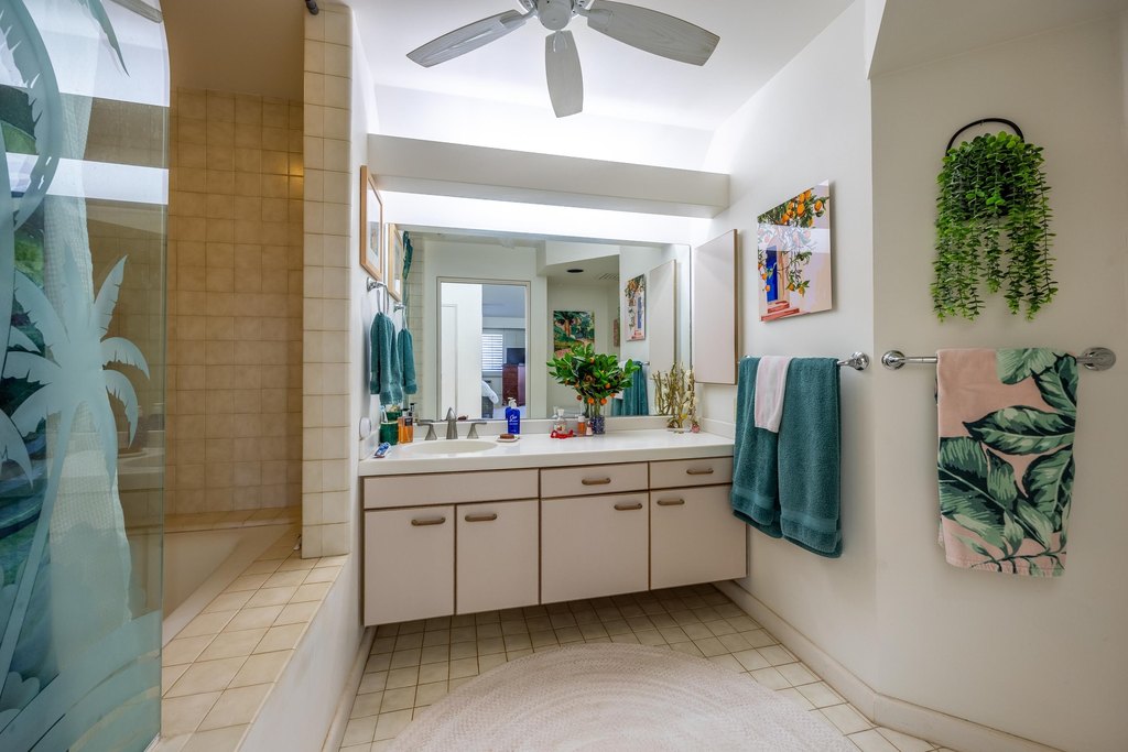 Lahaina, Hawaii, 96761, United States, 2 Bedrooms Bedrooms, ,2 BathroomsBathrooms,Residential,Forsale,2004550