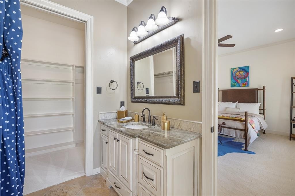 Tyler, Texas, 75703, United States, 4 Bedrooms Bedrooms, ,4.5 BathroomsBathrooms,Residential,Forsale,2008407