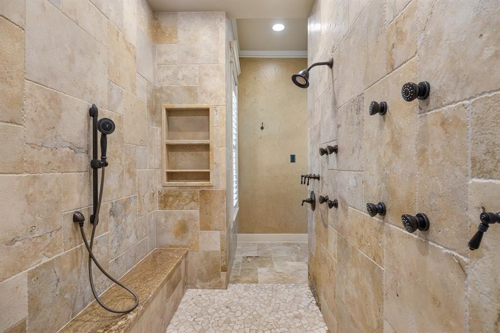 Tyler, Texas, 75703, United States, 4 Bedrooms Bedrooms, ,4.5 BathroomsBathrooms,Residential,Forsale,2008407